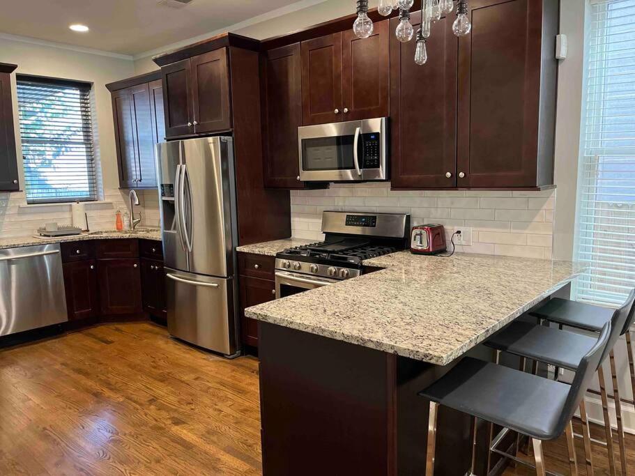 Ferienwohnung Trendy West Town Flat - 2 Bed / 1.5 Bath W Parking Chicago Exterior foto